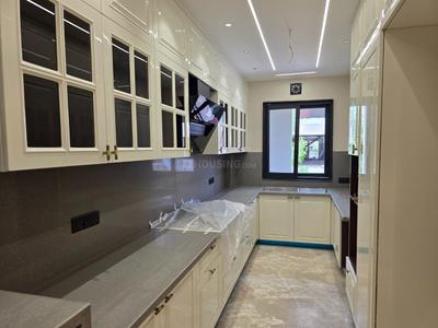 Kitchen Image of 2500 Sq.ft 4 BHK Builder Floor for sale in BPTP Astaire Garden Floors, Sector 70A Gurgaon for Rs. 36500000