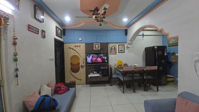 Living Room Image of 1080 Sq.ft 2 BHK Apartment / Flat for sale in Paldi Ahmedabad for Rs. 8100000