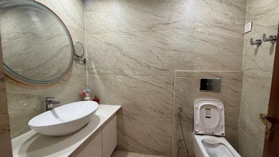 Image of 1870 Sq.ft 3 BHK Apartment / Flat for sale in RG Luxury Homes Tower A F And M, Noida Extension, Greater Noida for Rs. 15500000