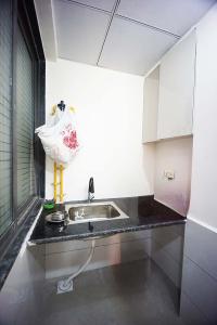 Image of 1503 Sq.ft 3 BHK Apartment / Flat for sale in Vaishno Devi Circle, Ahmedabad for Rs. 10800000