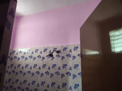 Bathroom Image of 1065 Sq.ft 2 BHK Apartment / Flat for rent in Mugalivakkam Chennai for Rs. 25000