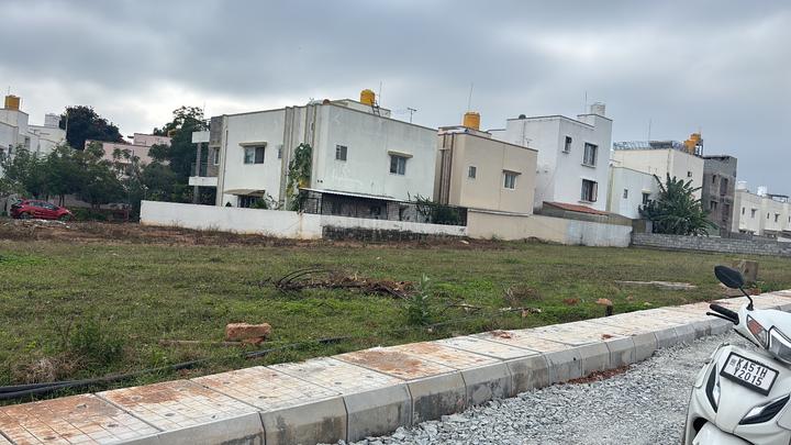 Paradise Main Image 1