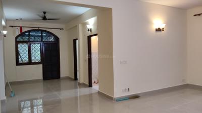 Living Room Image of 2000 Sq.ft 3 BHK Apartment / Flat for sale in Assotech Yarrow Apartments, Sector 62 Noida for Rs. 22000000