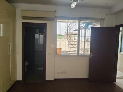 Bedroom Image of 3600 Sq.ft 3 BHK Builder Floor for rent in Property Floors In Anand Niketan, Moti Bagh South New Delhi for Rs. 220000