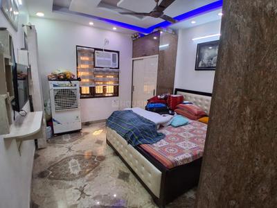 Bedroom Image of 1000 Sq.ft 3 BHK Builder Floor for sale in Shastri Nagar New Delhi for Rs. 12500000