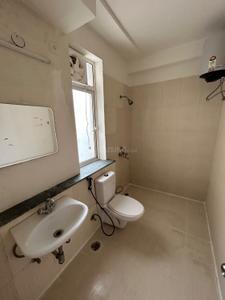 Bathroom Image of 1690 Sq.ft 3 BHK Apartment / Flat for rent in Jaypee Kosmos, Sector 134 Noida for Rs. 26000