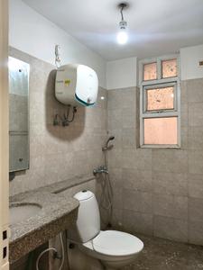 Bedroom One Image of 1650 Sq.ft 3 BHK Apartment / Flat for sale in Maitry Reserve Bank Society, Sector 56 Gurgaon for Rs. 21500000
