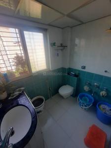 Bathroom Image of 700 Sq.ft 2 BHK Apartment / Flat for rent in Dahisar West Mumbai for Rs. 50000