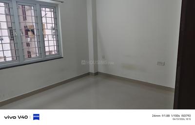 Bedroom Image of 856 Sq.ft 2 BHK Apartment / Flat for rent in Sholinganallur Chennai for Rs. 25000