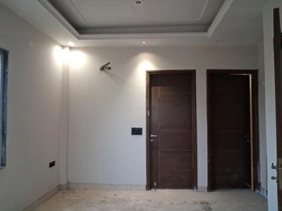 Living Room Image of 900 Sq.ft 3 BHK Builder Floor for sale in Paschim Vihar New Delhi for Rs. 21000000