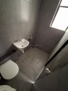 Bathroom Image of 850 Sq.ft 2 BHK Apartment / Flat for rent in Hadapsar Pune for Rs. 13000