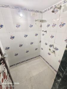 Bathroom Image of 450 Sq.ft 1 BHK Apartment / Flat for sale in Kalwa Thane for Rs. 4500000