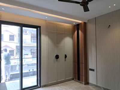 Bedroom Image of 1800 Sq.ft 3 BHK Builder Floor for sale in Paschim Vihar New Delhi for Rs. 40000000