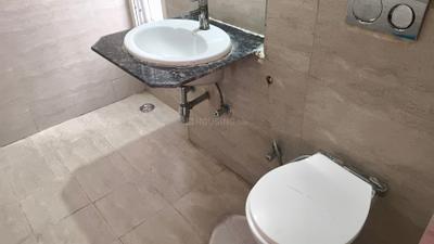 Image of 900 Sq.ft 2 BHK Apartment / Flat for rent in Supertech The Romano, Sector 118, Noida for Rs. 30001