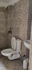 Bathroom Image of 1410 Sq.ft 3 BHK Apartment / Flat for sale in Paras Tierea, Sector 137 Noida for Rs. 11000000