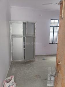 Bedroom Image of 800 Sq.ft 2 BHK Independent House for rent in Kamta Lucknow for Rs. 10500