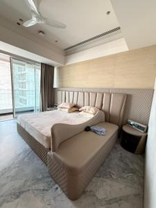 Bedroom Image of 5000 Sq.ft 5 BHK Duplex for rent in K Raheja Vivarea, Agripada Mumbai for Rs. 1250000