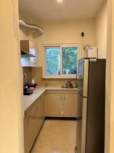 Kitchen Image of 935 Sq.ft 2 BHK Apartment / Flat for rent in CGHS Rail Vihar, Sector 15 Gurgaon for Rs. 45000