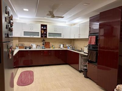 Kitchen Image of 4000 Sq.ft 4 BHK Builder Floor for rent in Mayfield Garden Luxury Floors, Mayfield Garden Gurgaon for Rs. 120000