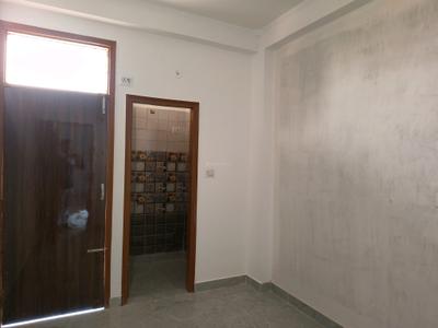 Bedroom Image of 750 Sq.ft 2 BHK Builder Floor for sale in DLF Ankur Vihar Ghaziabad for Rs. 2365566