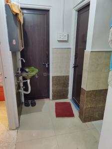 Bathroom Image of 1350 Sq.ft 3.5 BHK Apartment / Flat for rent in Savedi Ahmednagar for Rs. 22000
