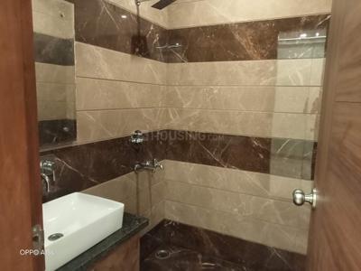 Bathroom Image of 1410 Sq.ft 3 BHK Builder Floor for rent in Gujranwala Town New Delhi for Rs. 42000