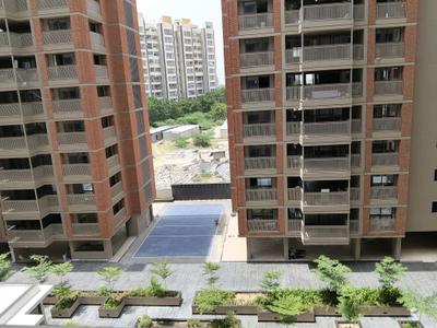 Bedroom Two Image of 2300 Sq.ft 3 BHK Apartment / Flat for sale in Kiara Jade, Koteshwar Ahmedabad for Rs. 14800000