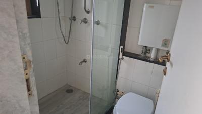Image of 1800 Sq.ft 3 BHK Apartment / Flat for rent in Land Breeze, Pali Hill, Mumbai for Rs. 320000
