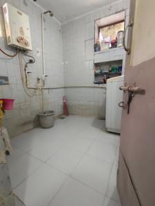 Bathroom Image of 1080 Sq.ft 2 BHK Apartment / Flat for rent in Maninagar Ahmedabad for Rs. 19500
