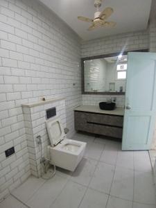Image of 2450 Sq.ft 3 BHK Builder Floor for rent in Sector 46, Gurgaon for Rs. 58000