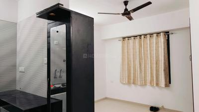 Bedroom Image of 1200 Sq.ft 3 BHK Apartment / Flat for rent in Oxy Beaumonde, Viman Nagar Pune for Rs. 65000