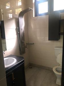 Bathroom Image of 1800 Sq.ft 3 BHK Builder Floor for rent in Tagore Garden Extension New Delhi for Rs. 48000