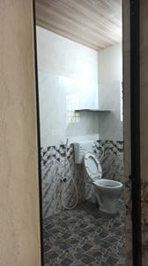 Bathroom Image of 900 Sq.ft 2 BHK Independent House for rent in Karwar Town Karwar for Rs. 8000