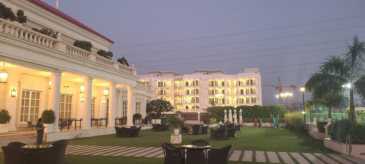 DLF Valley Plots Main Image 1