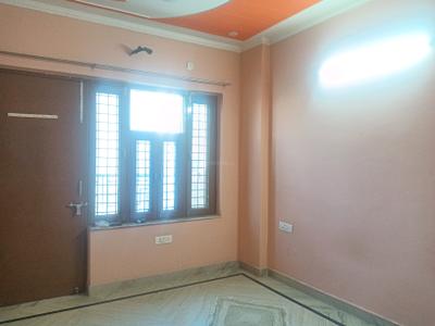 Bedroom Image of 800 Sq.ft 2 BHK Builder Floor for rent in Sector 11 Gurgaon for Rs. 21000