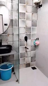 Bathroom Image of 950 Sq.ft 2 BHK Apartment / Flat for sale in tranquil treat apartment, Andheri West Mumbai for Rs. 27500000