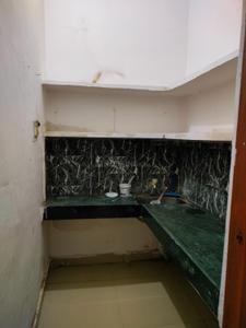 Kitchen Image of 300 Sq.ft 1 BHK Studio for rent in Gayatri Nagar Gwalior for Rs. 4200