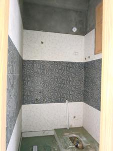 Common Bathroom Image of 750 Sq.ft 2 BHK Builder Floor for sale in DLF Ankur Vihar Ghaziabad for Rs. 2475232