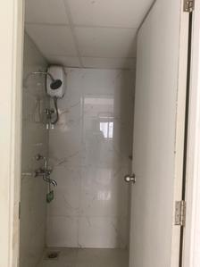 Common Bathroom Image of 489 Sq.ft 1 BHK Apartment / Flat for rent in Runwal Gardens Phase 2 Bldg no 18 23, Dombivli East Thane for Rs. 10499
