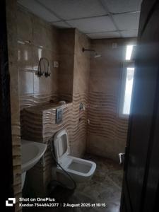 Bathroom Image of 1659 Sq.ft 3 BHK Builder Floor for rent in SDS NRI Residency, Omega II Greater Noida for Rs. 20000