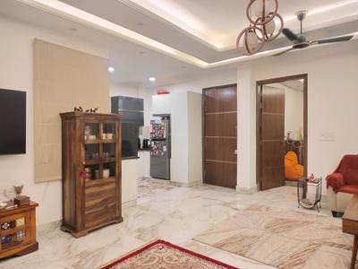Living Room Image of 1500 Sq.ft 3 BHK Builder Floor for rent in Freedom Fighters Enclave New Delhi for Rs. 53000