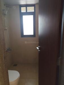 Bathroom Image of 2750 Sq.ft 4.5 BHK Apartment / Flat for sale in Skyi Songbirds , Bhugaon Pune for Rs. 22500000