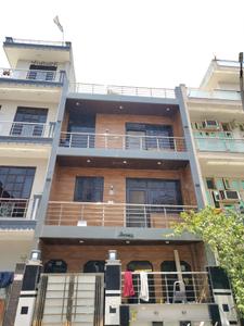 Building Image of 700 Sq.ft 1 BHK Builder Floor for rent in Delta I Greater Noida for Rs. 18000