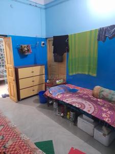 Bedroom Image of Chakraborty babur PG in Behala, Kolkata