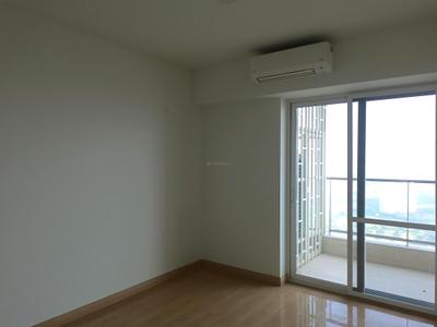 Bedroom Image of 2400 Sq.ft 3 BHK Apartment / Flat for sale in DLF One Midtown, Karampura New Delhi for Rs. 64500000
