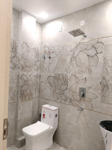 Bedroom Four Image of 1350 Sq.ft 4 BHK Builder Floor for sale in Raju Parak Extension New Delhi for Rs. 16000000