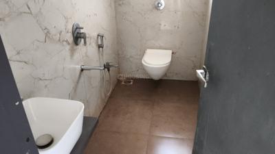 Image of 606 Sq.ft 2 BHK Apartment / Flat for rent in Kaveri Heights, Ghatkopar East, Mumbai for Rs. 60000
