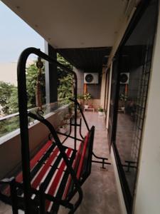 Balcony Image of 2367 Sq.ft 3 BHK Builder Floor for rent in DLF Phase 2 Gurgaon for Rs. 82000