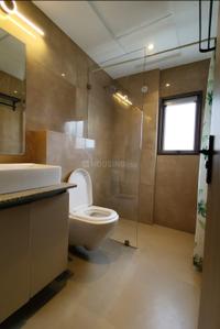 Bathroom Image of 1430 Sq.ft 3 BHK Apartment / Flat for sale in Suncity Vatsal Valley Independent Floors, Gwal Pahari Gurgaon for Rs. 21000000