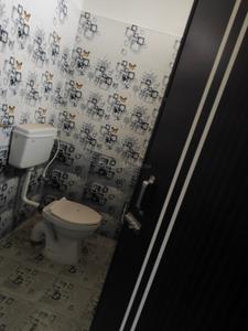 Bathroom Image of 1400 Sq.ft 3 BHK Independent House for rent in Shree Uma Gandhi Garden, Uttara Bhubaneswar for Rs. 12000